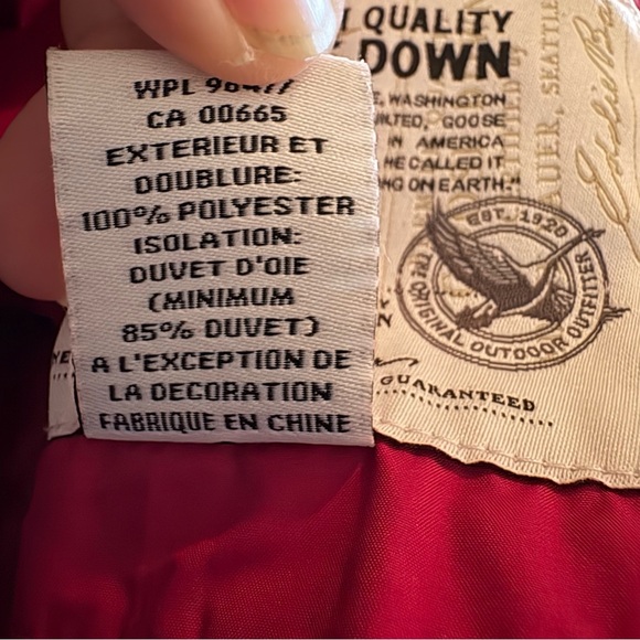 Eddie Bauer Magenta Down Filled Puffer Vest Long 700 Fill Women’s size Large - Picture 11 of 11